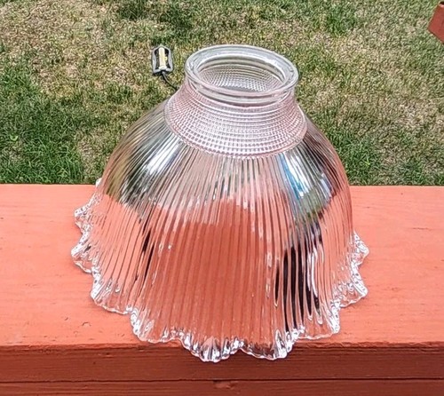 Antique clear holophane - clear,