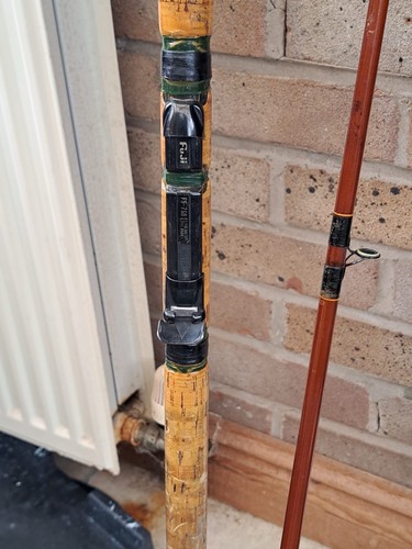 Preowned carbon fibre - carbon, leeda