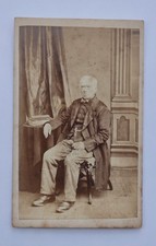 CDV OF A SEATED VICTORIAN MAN
