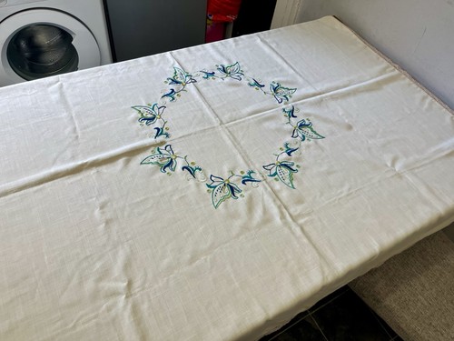 Vintage hand embroidered linen - vintage,