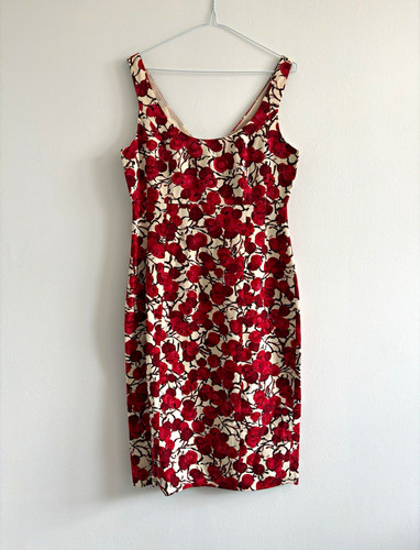 Bennett red cream rose - &,