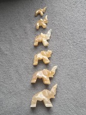 VINTAGE HAND CARVED ONYX