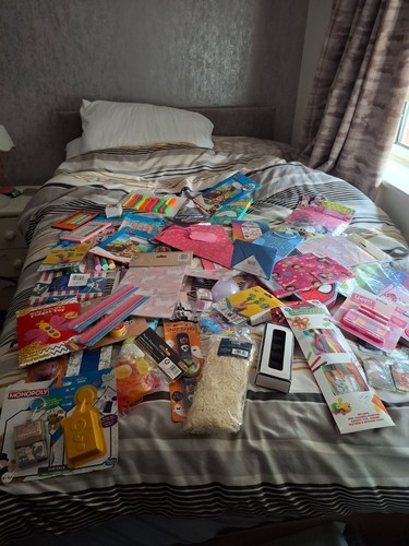Job lot miscellaneous over 100 - job,