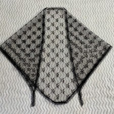 Vintage Spanish lace mantilla