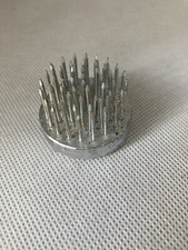 Flower Pin Holder Floral Arrangement  Flower Arrangers Frog Flower Fixed