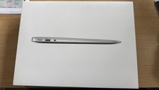 Early 2015 Apple MacBook Air with 1.6GHz Intel Core i5 ,13 inch, 8GB RAM, 128GB 