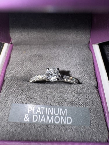 Platinum diamond - platinum,