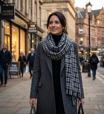 Black White Dogtooth Scarf
