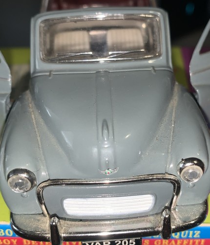 Oxford diecast 76mmc005 morris - oxford,
