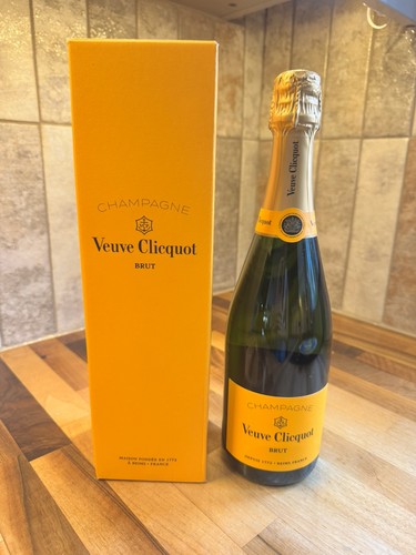 Empty brut veuve clicquot - brut,