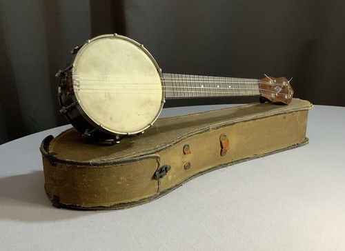 Vintage the gibson banjo - the,