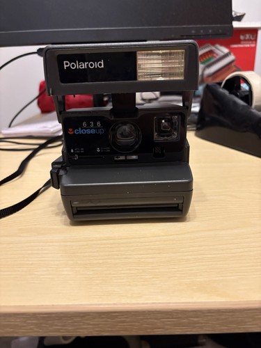 Polaroid 636 closeup close - 636,