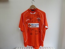2003-04 Blackpool Sporta Home Shirt Squad Signed and 18 Lindsay