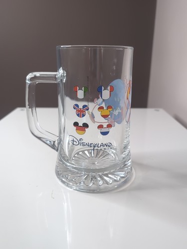 Disneyland paris souvenir - paris, pint