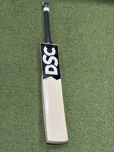 Dsc blak 300 cricket - blak,