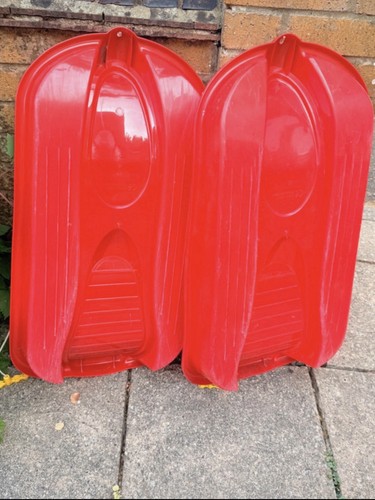 Two snow sledges for winter - two,