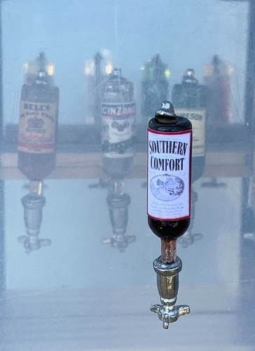Dolls house southern comfort - house,