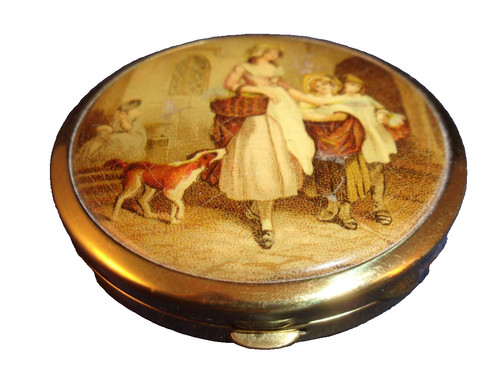 Vintage gold tone yardley - tone,