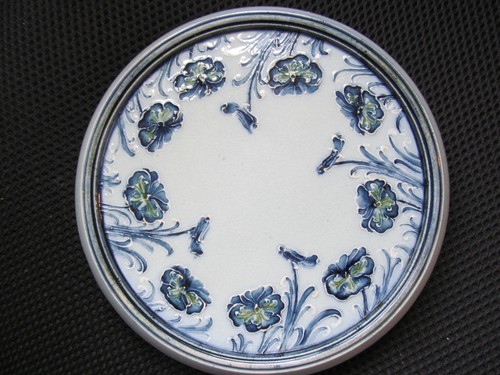 Moorcroft macintyre pot - moorcroft,