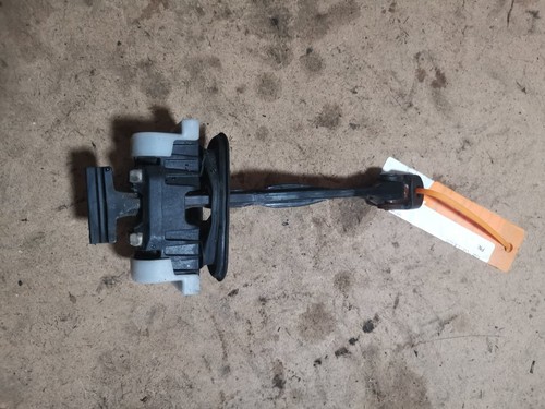 Vauxhall insignia door stop - vauxhall,