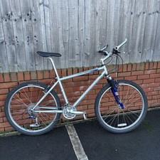 Retro 90s Specialized