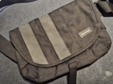 Crumpler Dinky Di Sling S black messenger bag