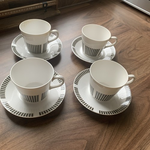 Vintage set teacups and - of, 4