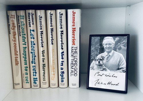 Vintage james herriot book - herriot,