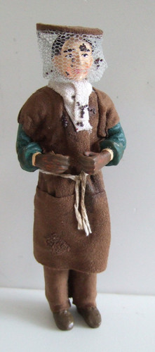 Dolls house old style - -,