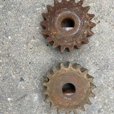 Pinion drive gear for - drive,