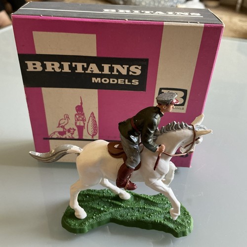 Britains 2077 show - britains,