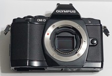 Olympus OM-D E-M5 Mirrorless