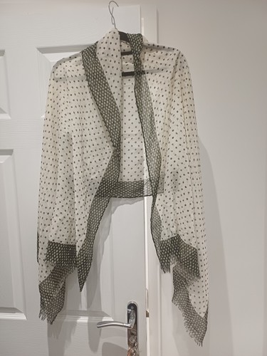 Black and cream ditsy - black, print