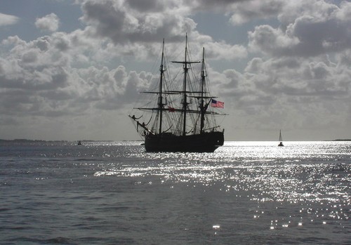 Photo 6x4 hms bounty - photo, leaving