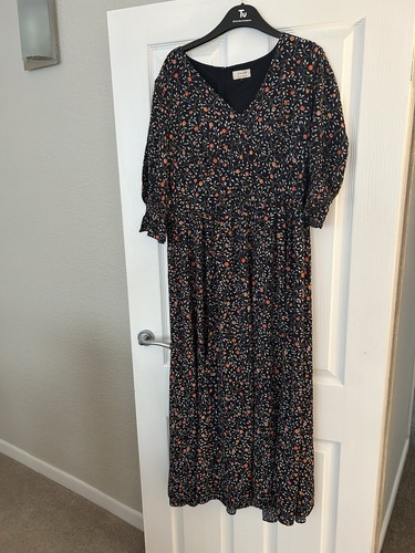 Ladies jigsaw dress size - dress, 18