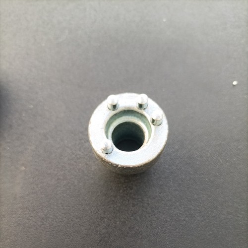 Peugeot locking wheel - nut, key