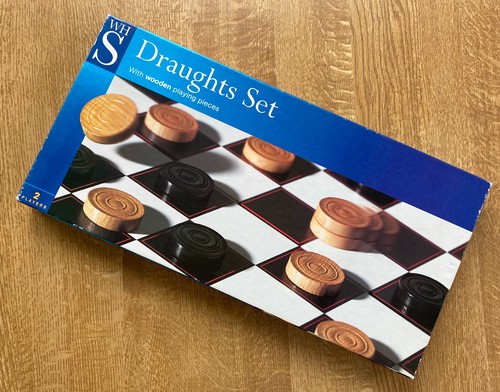 Draughts set with - (wh, smith)