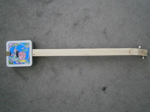 String cigar box - string,