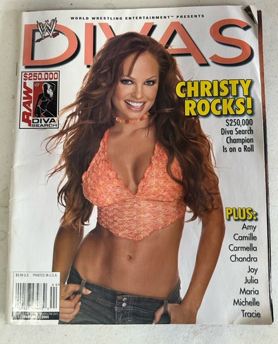 Wwe divas magazine - divas,