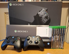 Xbox One X 1TB Console Bundle-2 Controllers and 7 Games