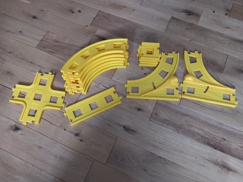 Happyland train track bundle - happyland,