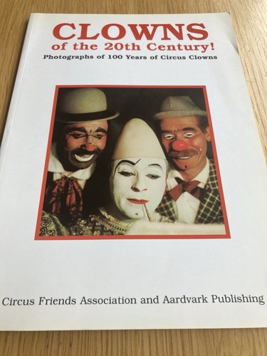 Clowns the 20th century - clowns,