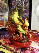 Pokemon Flareon Eevee