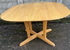 MODERN LARGE ERCOL CHESTER