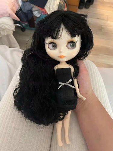 Blythe doll black hair curly - hair,