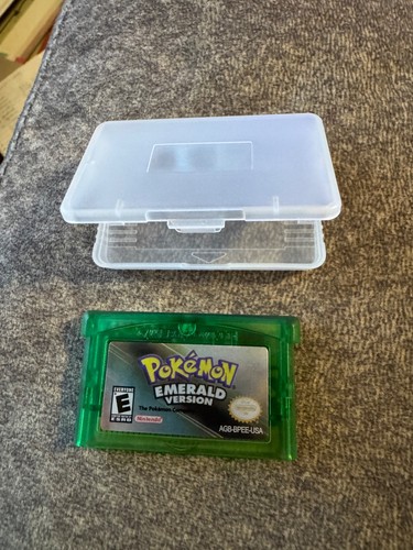 Pokemon emerald gba - pokemon,
