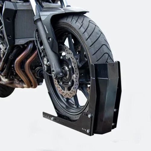 Motorcycle front wheel - front, chock
