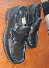 Hush Puppies Black Slip on Shoes Size 7.5 / 41