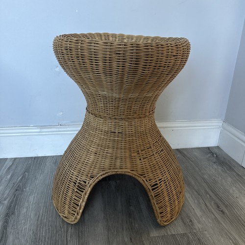 Rattan style cat bed basket - cat,