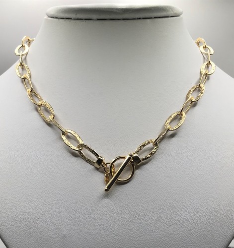 Hammered necklace gold - , on